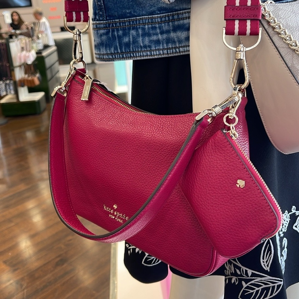 Kate Spade Rosie Shoulder Bag With Tech Attachment AirPod 
Renaissance Rosie
NWT - Picture 14 of 16